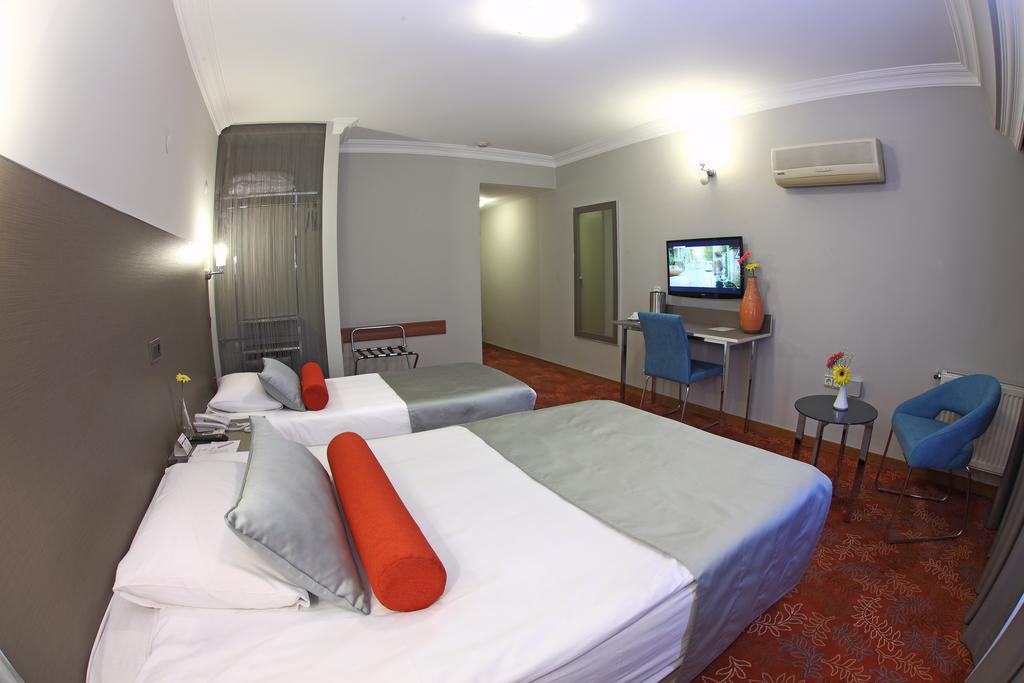 Arma Hotel Manisa Pokoj fotografie